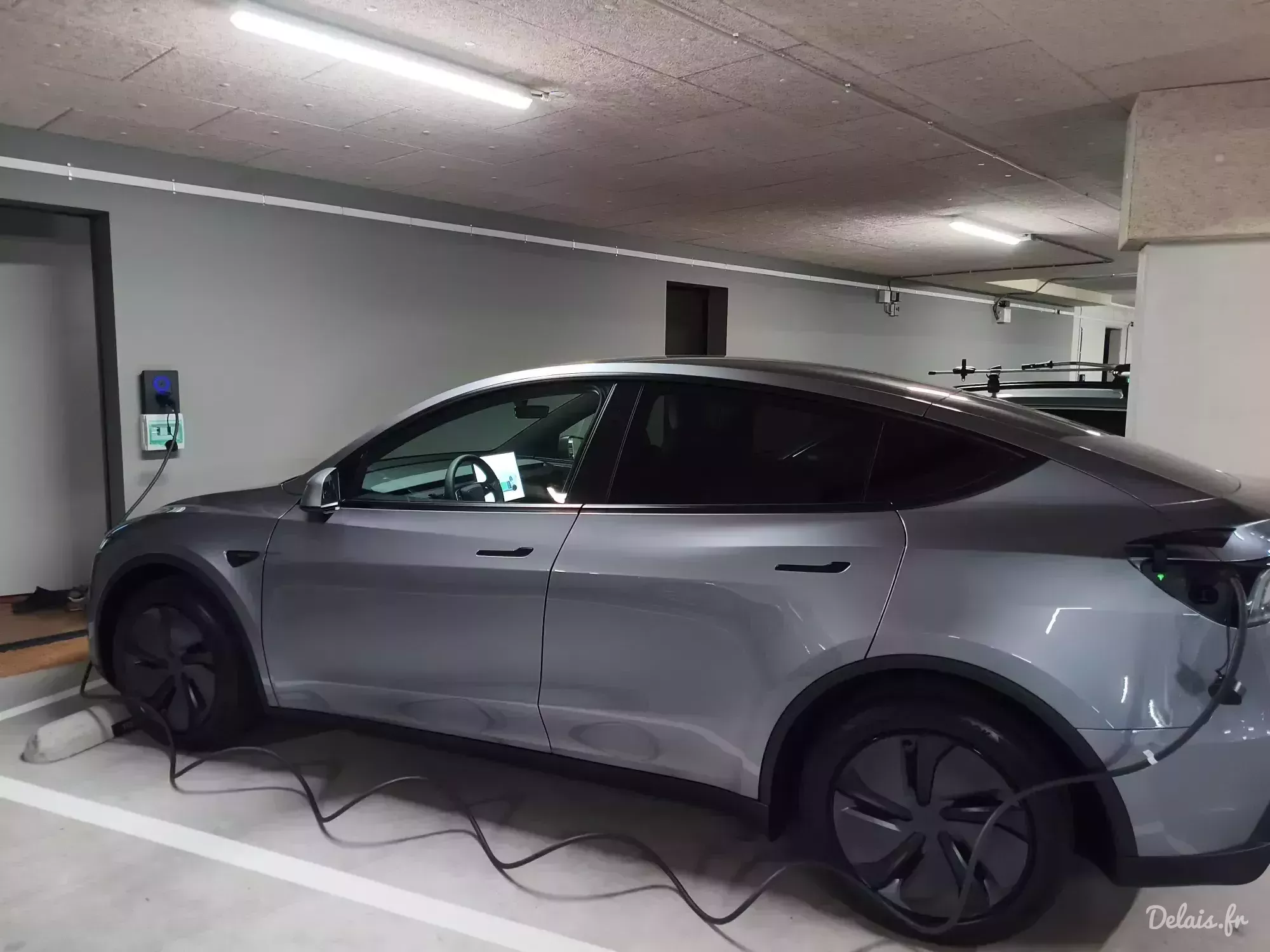 Tesla Model Y Quicksilver Premium
