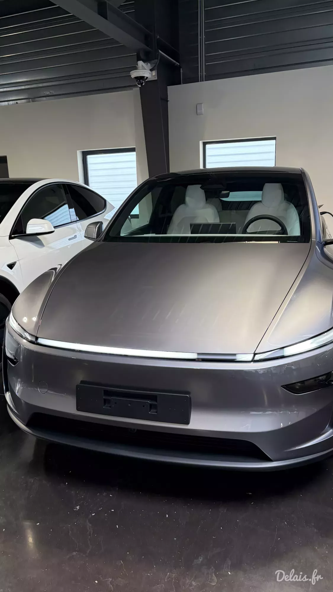 Tesla Model Y Quicksilver Premium