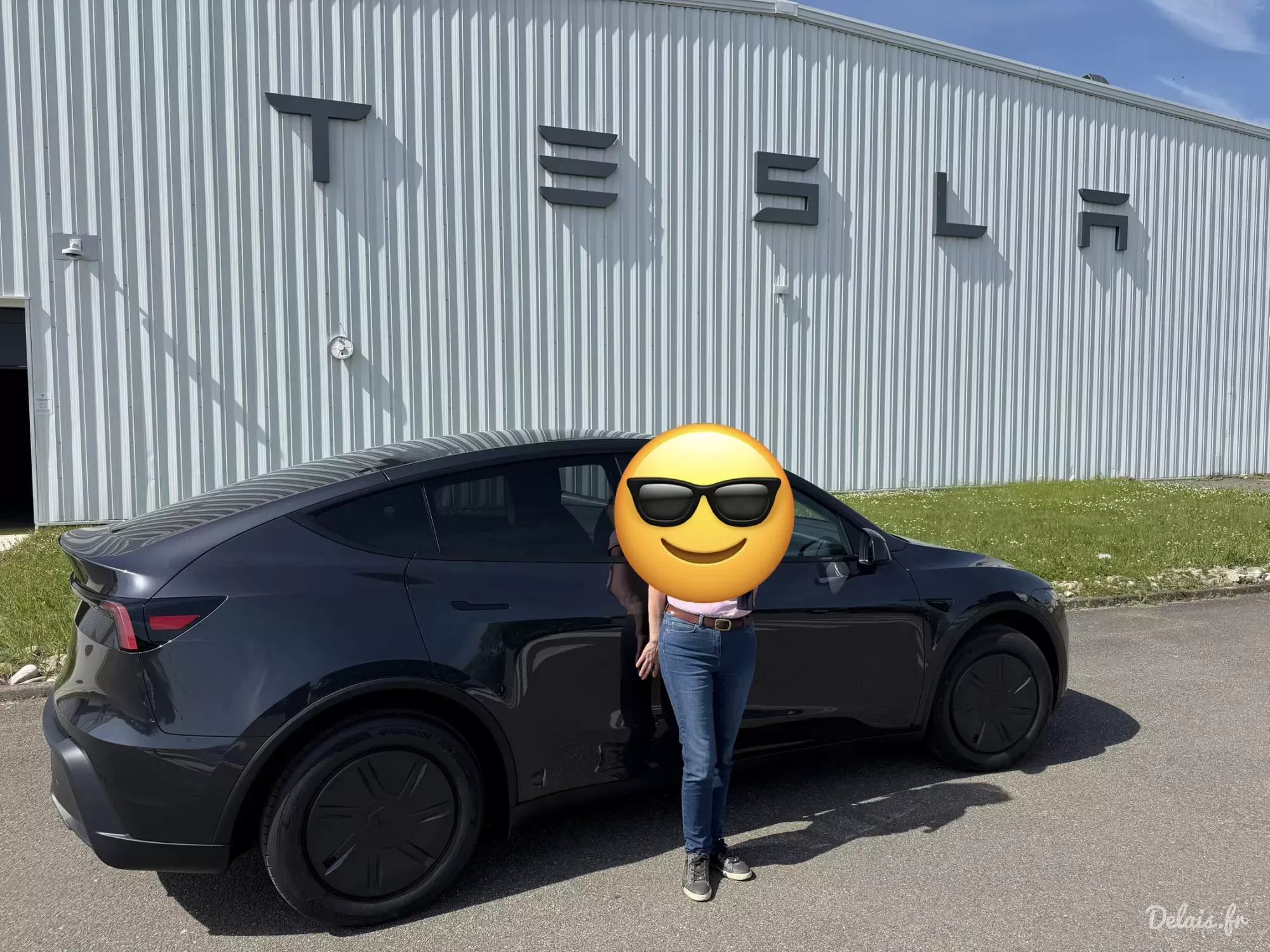 Tesla Model Y Gris Stealth Standard