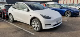 Tesla Model Y Blanc Nacré Standard de Xav.hag
