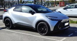 Toyota C-HR Gris Minéral GR Sport de PHIL