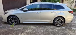 Toyota Corolla Touring Sports Gris Argent Design  juru34