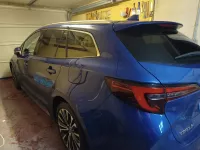 Toyota Corolla Touring Sports Bleu Genièvre Design de Kiki