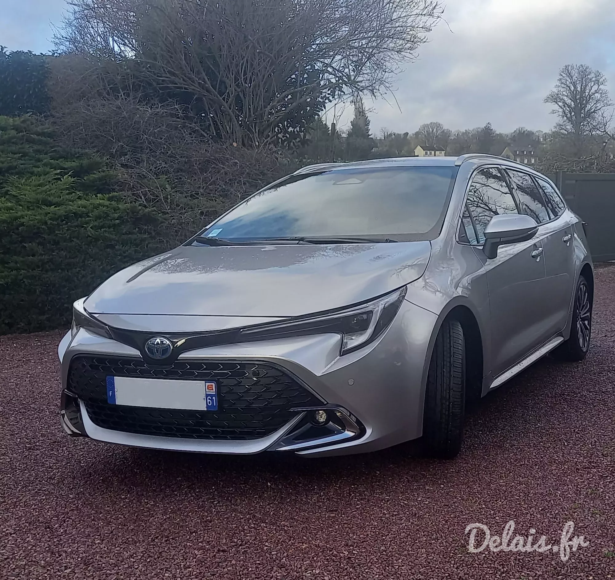 Toyota Corolla Gris Minéral Design