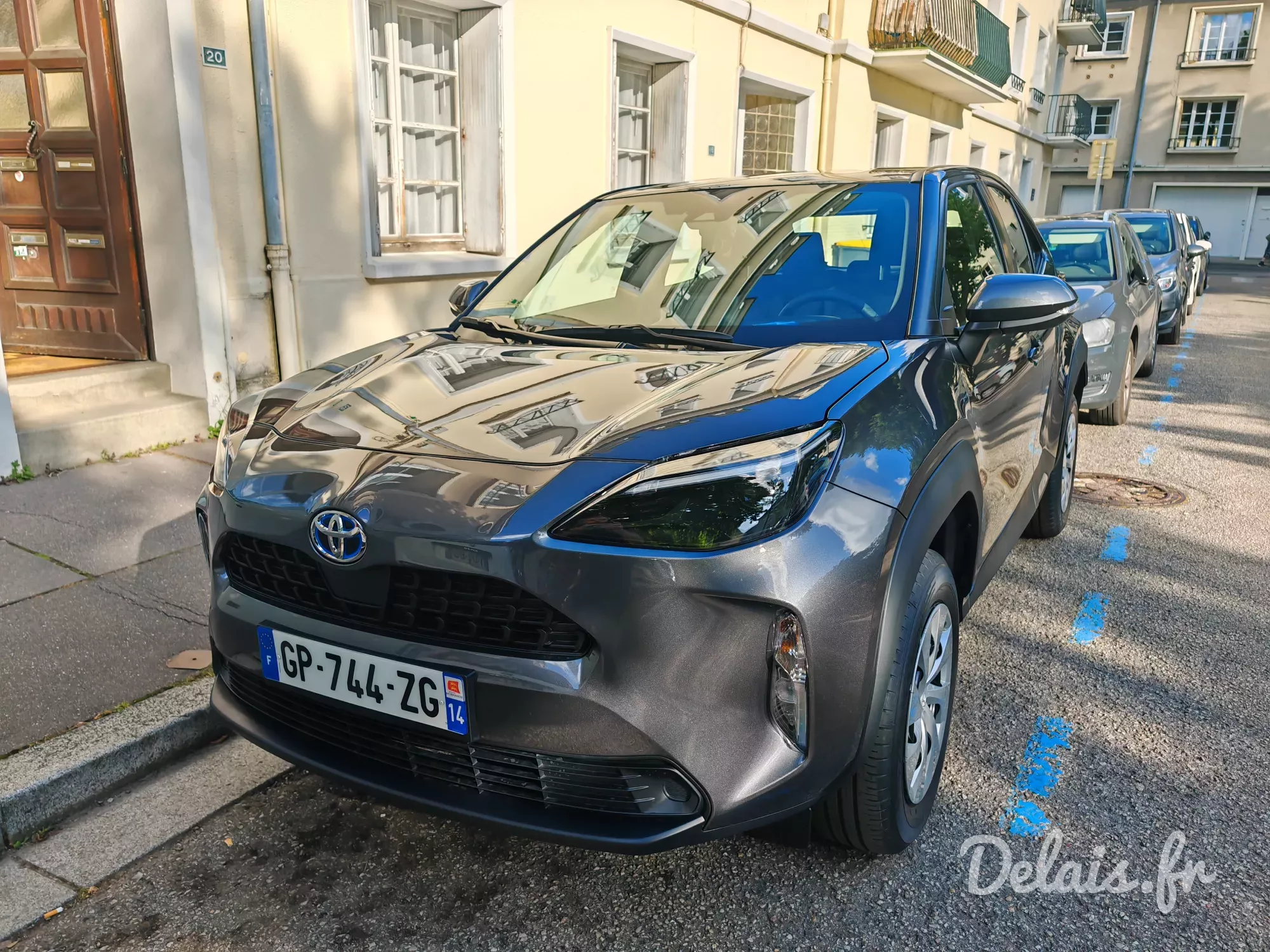 Toyota Yaris Cross Gris Atlas Dynamic
