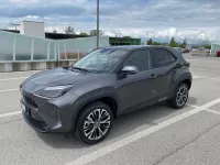 Toyota Yaris Cross Gris Atlas Dynamic Business de Spidermat65