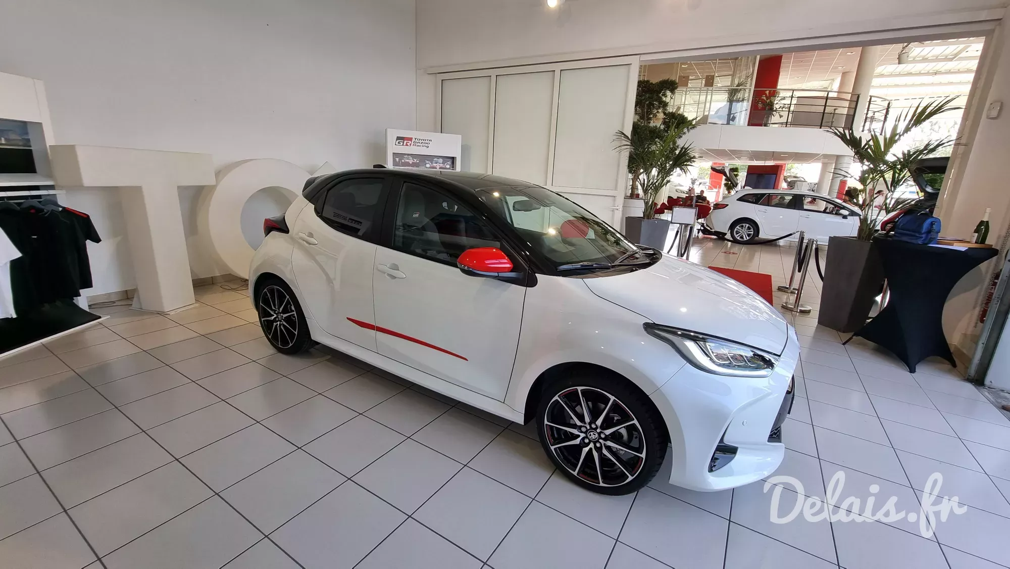 Toyota Yaris Blanc Lunaire GR Sport