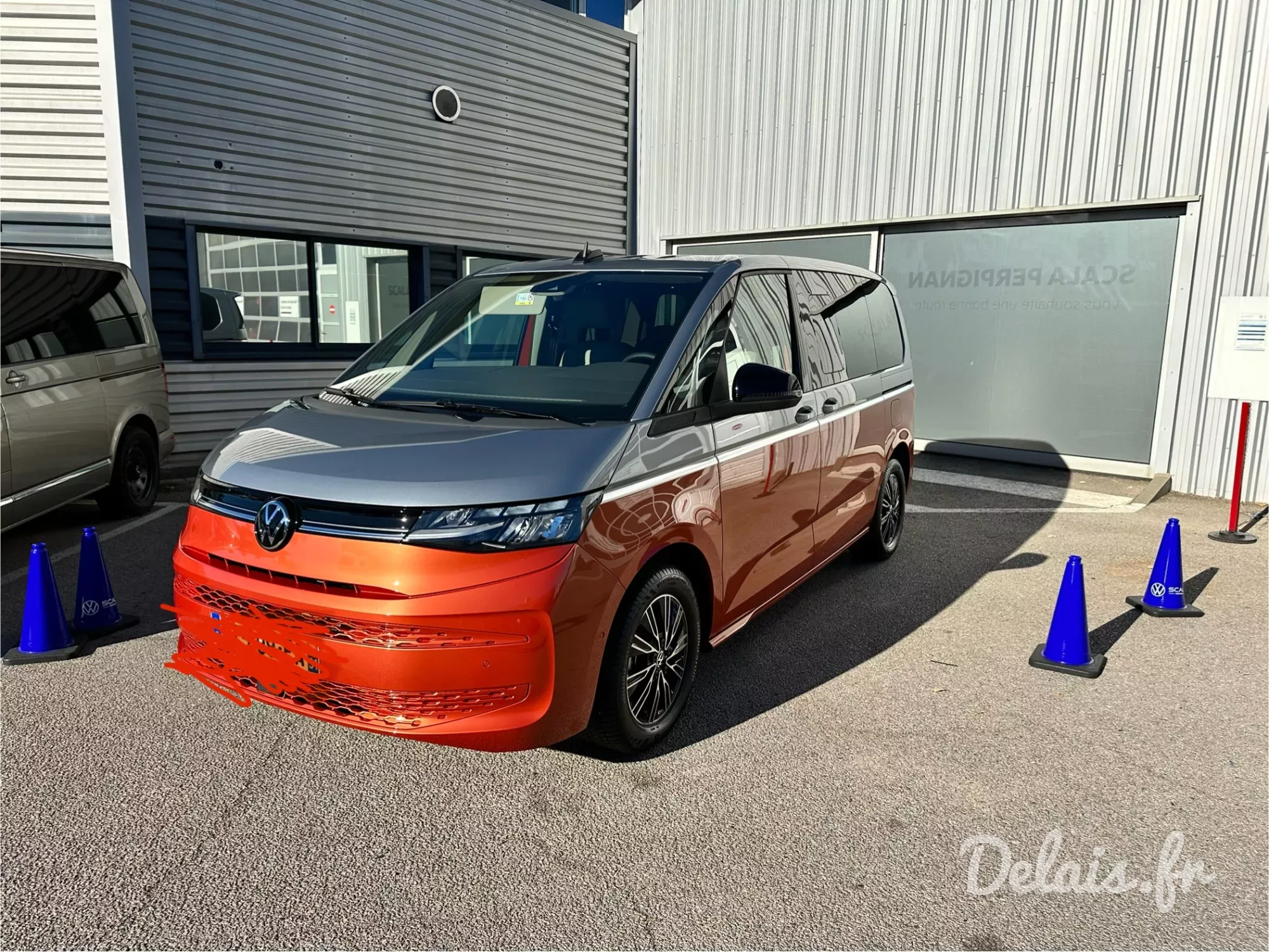 Volkswagen Multivan Biton Argent / Orange Life Court