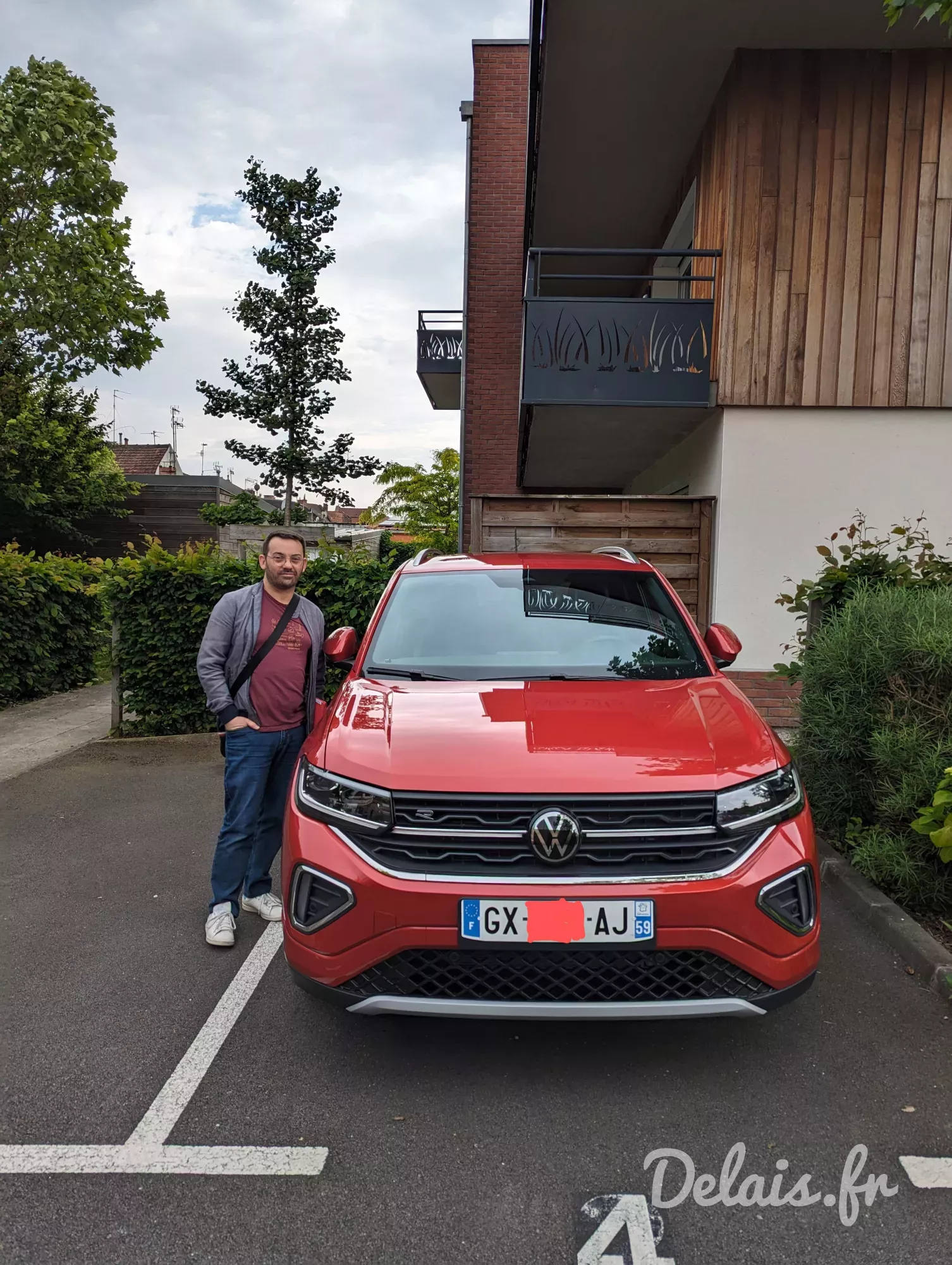 Volkswagen T-Cross Orange Energy R-Line Tech