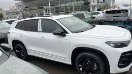 Volkswagen Tayron Blanc Oryx R-Line Business Premium de Darius