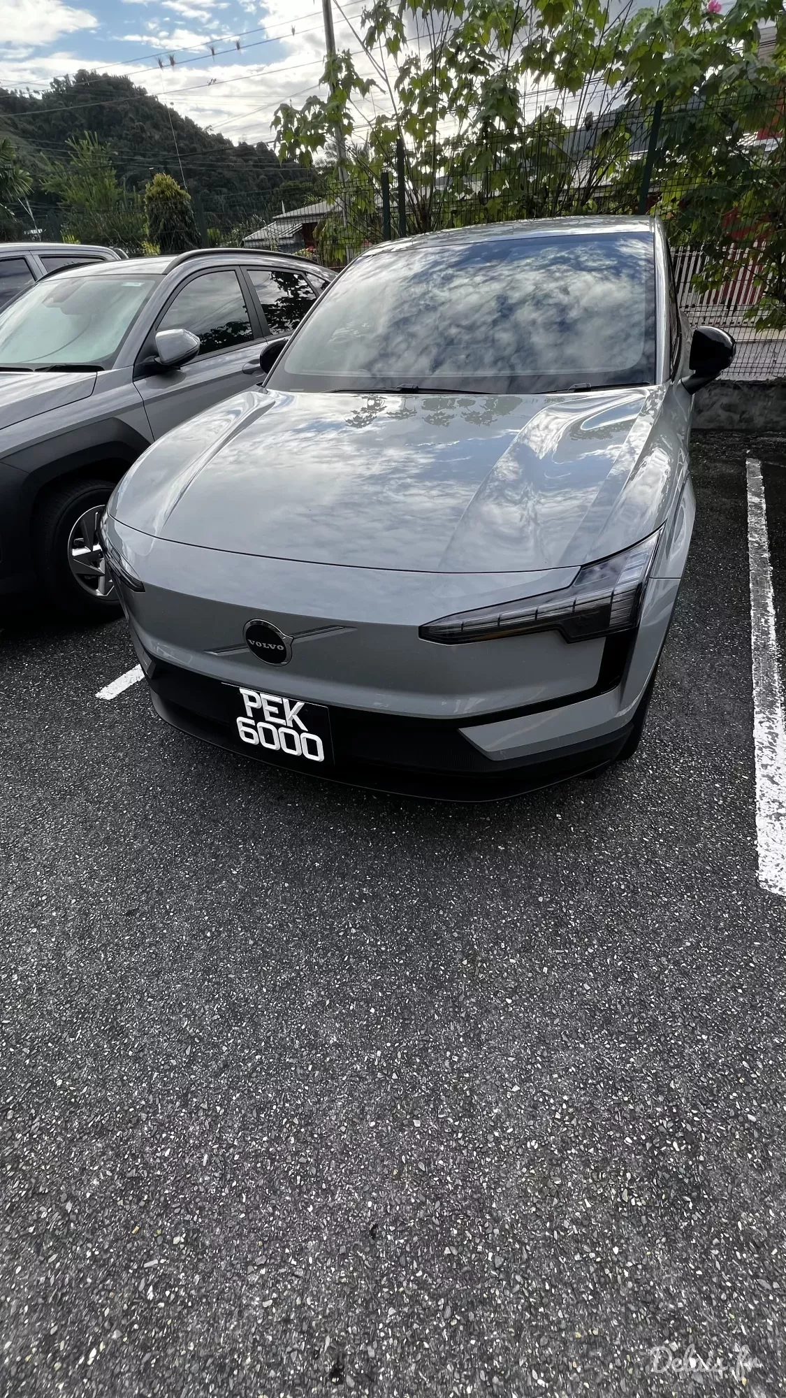 Volvo EX30 Gris Brume Core / Start