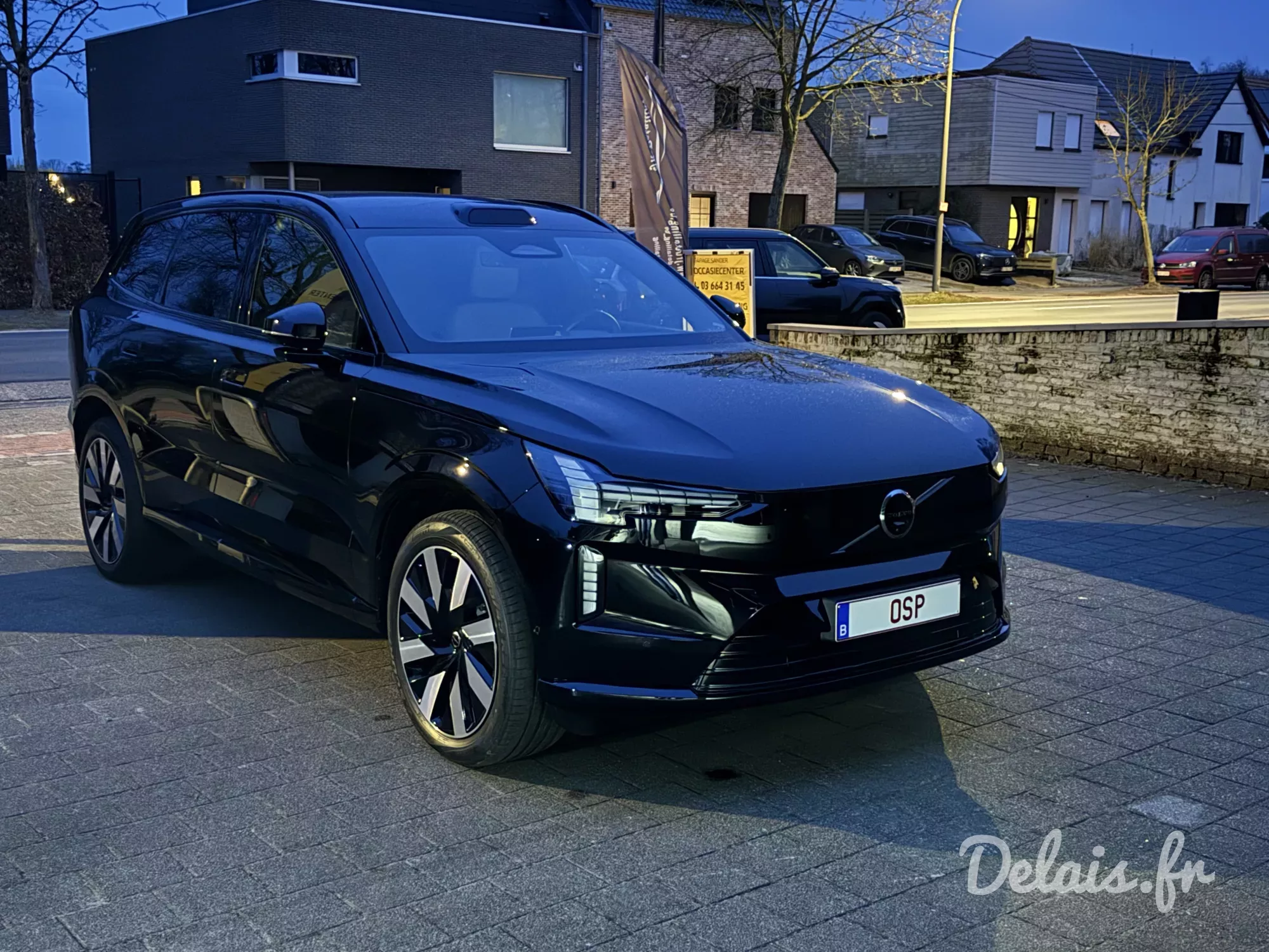 Volvo EX90 Onyx Black / Noir Onyx Ultra