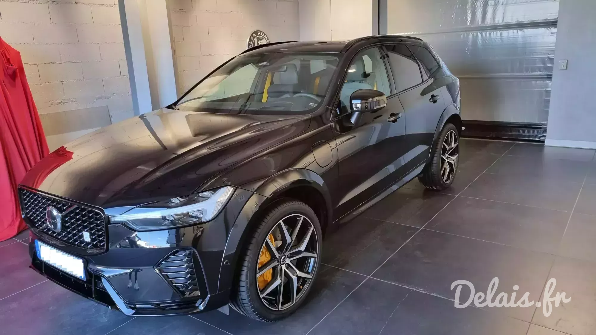 Volvo XC60 Onyx Black / Noir Onyx Polestar Engineered
