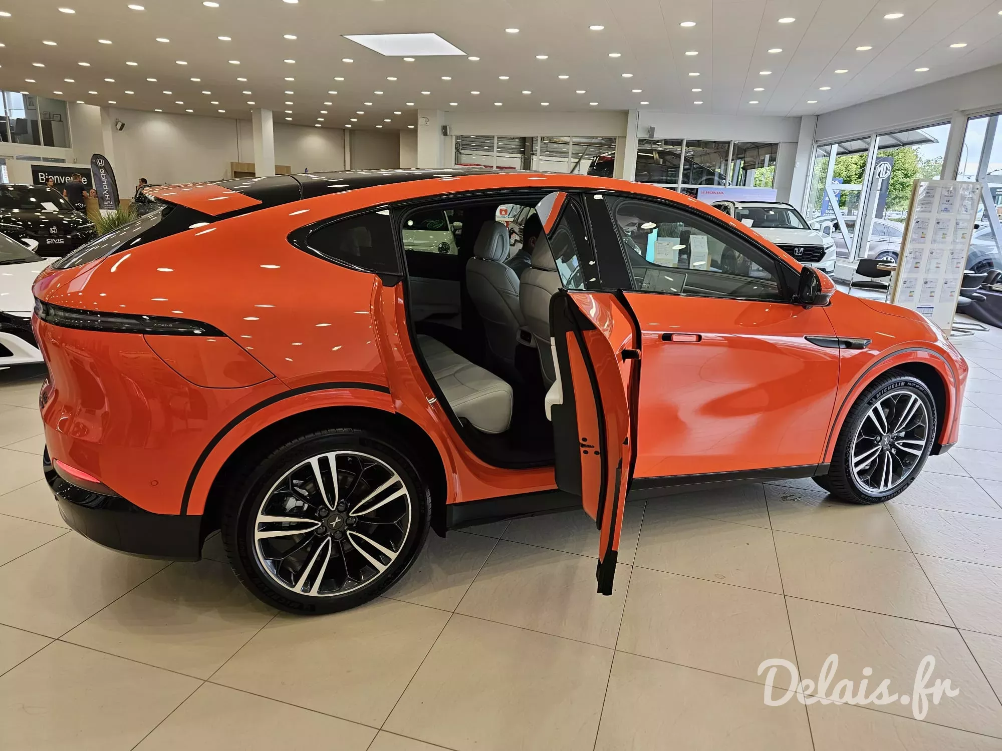 Xpeng G6 Fiery Orange G6